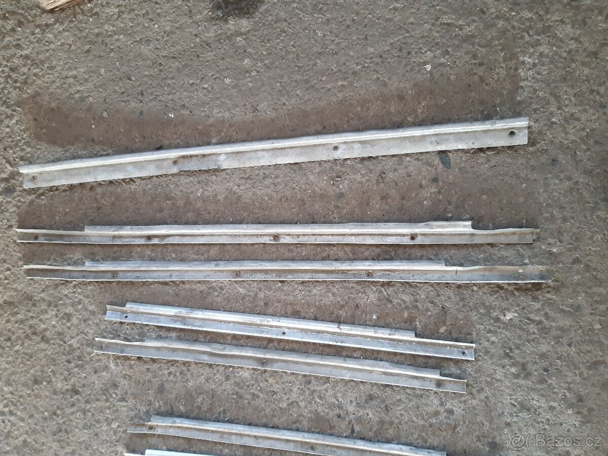 Škoda 100 - 110 plast.nd . - 14