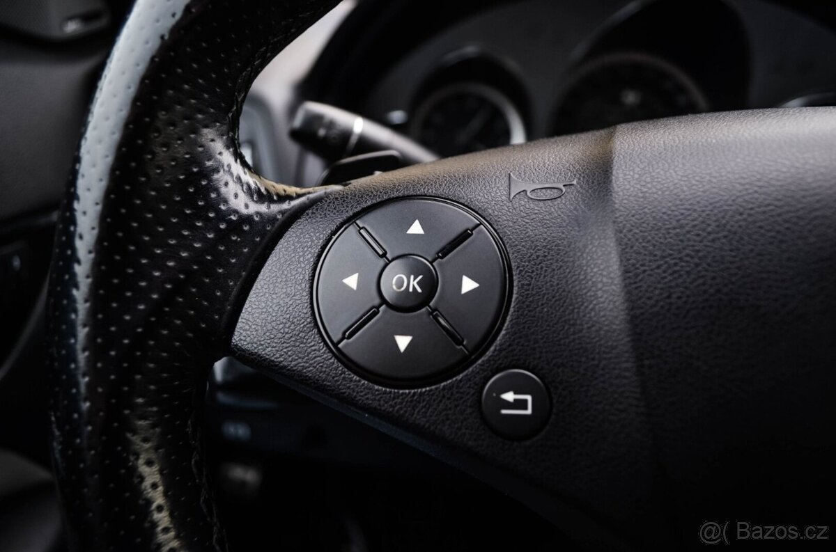 Mercedes Benz E 350 CGI coupe - 14
