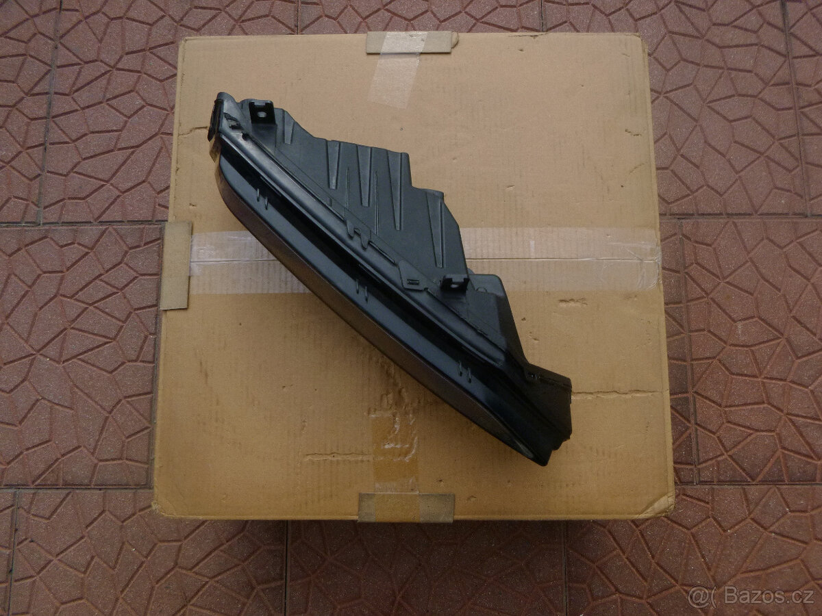 Škoda Superb 3 III lift mlhovka 3V0941700B 3V0941699B - 14