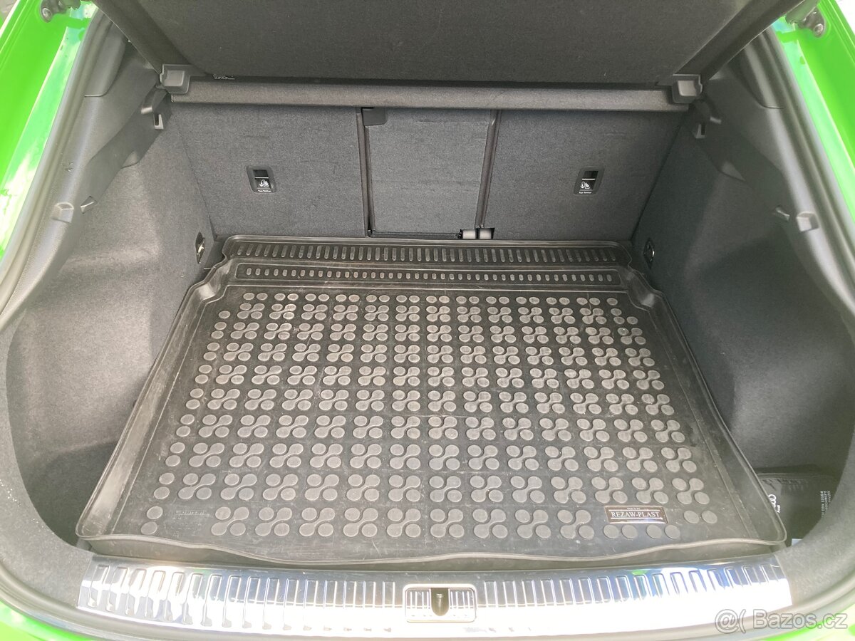 Audi RS Q3 2,5 TFSI 294kw - najeto 26tis km - 14