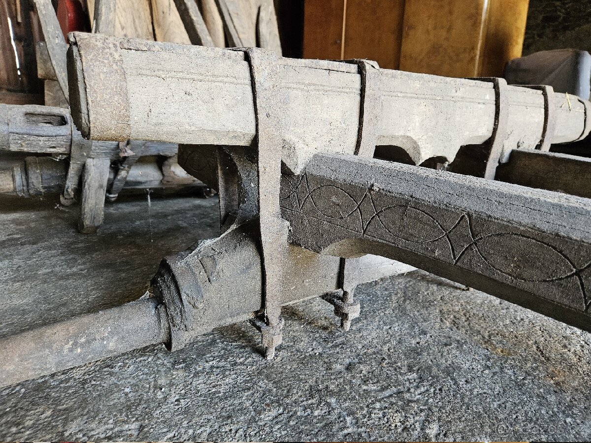 Části historického vozu - starý žebřiňák - 14