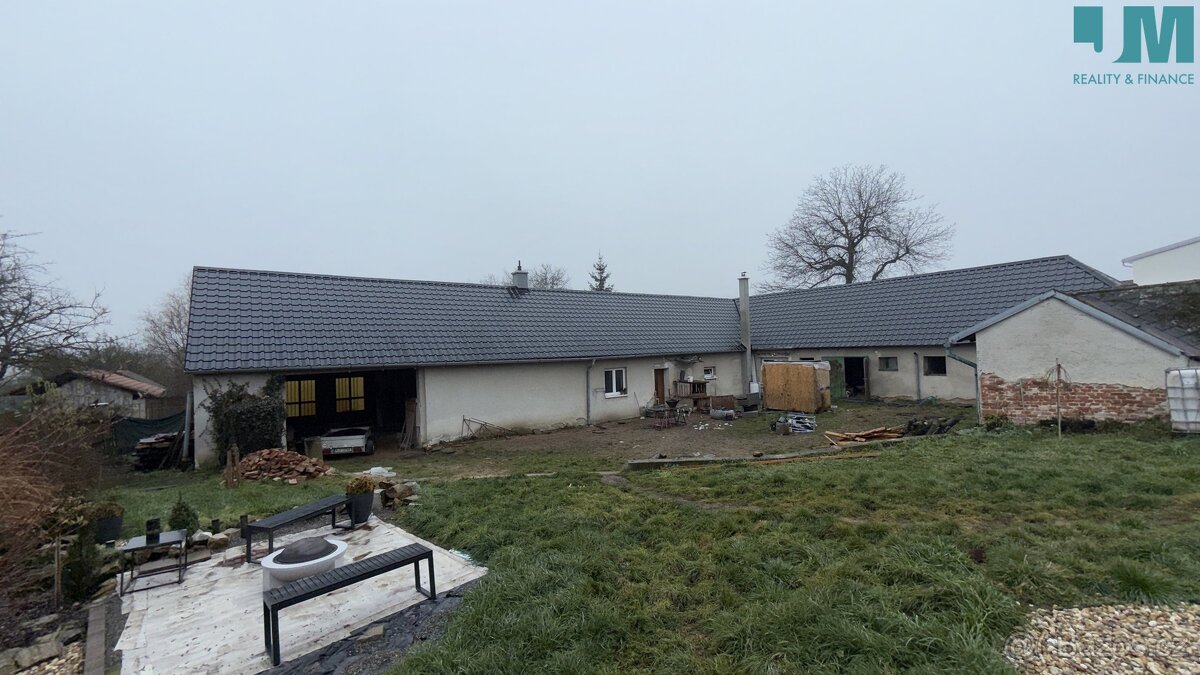 Prodej rodinného domu 130 m², pozemek 1 098 m² Valeč - 14