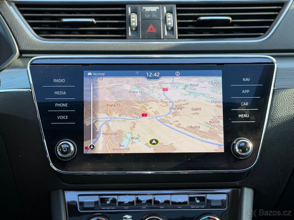 — REZERVACE —ŠKODA SUPERB III FL SCOUT 2.0 TDI 140KW 4X4 - 14