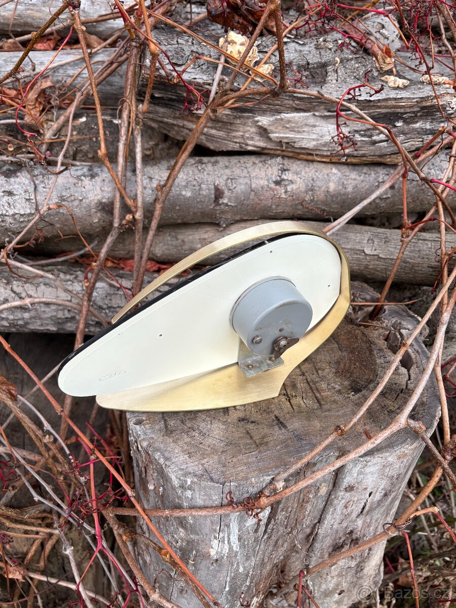 Hodiny Prim Brusel - 14