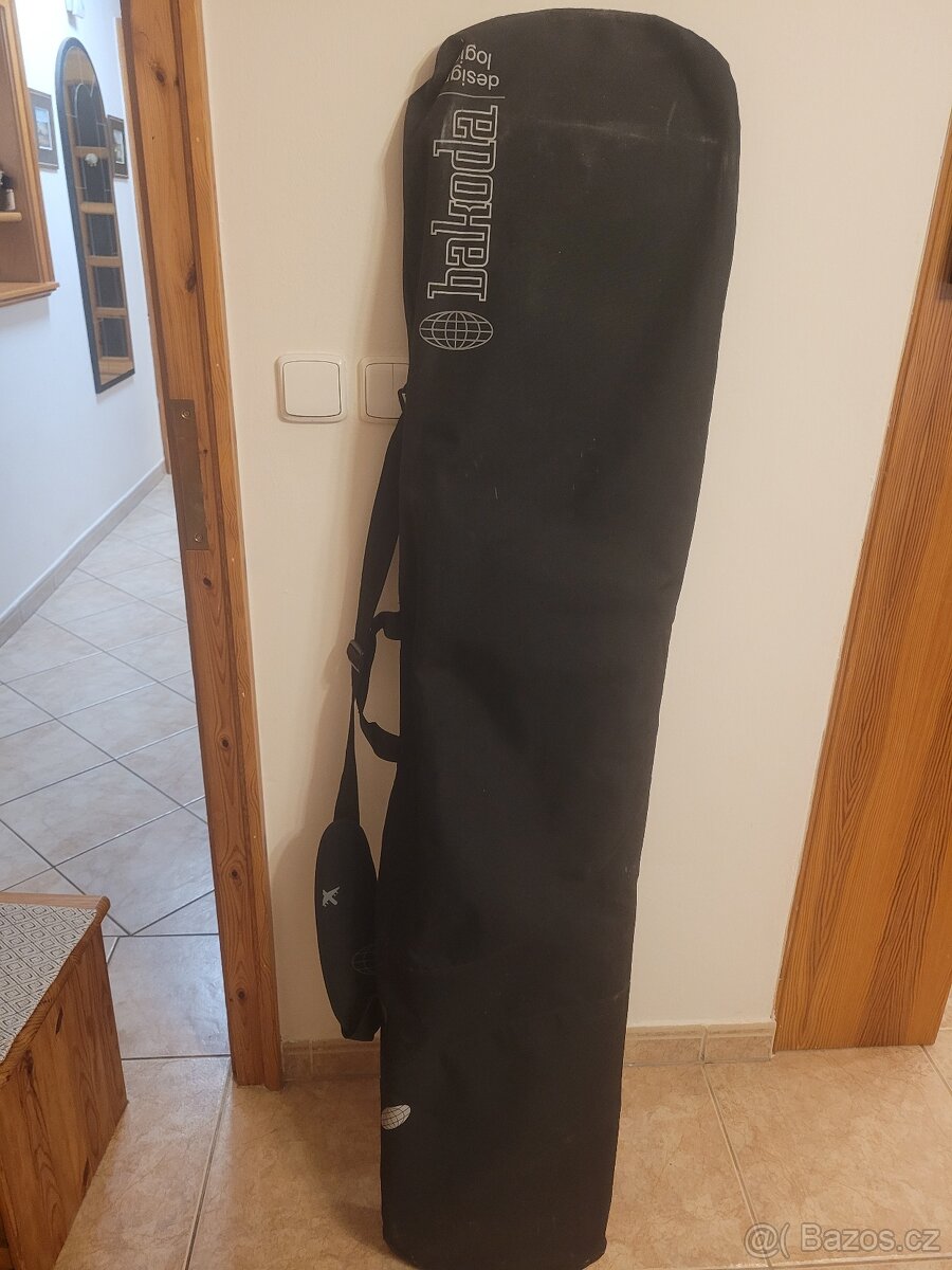 Prodám kvalitní set. Snowboard,boty a vak - 14