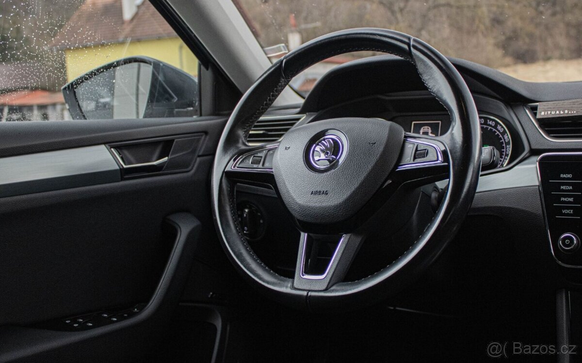 Škoda Superb Combi 2.0 TDI 2018 - 14