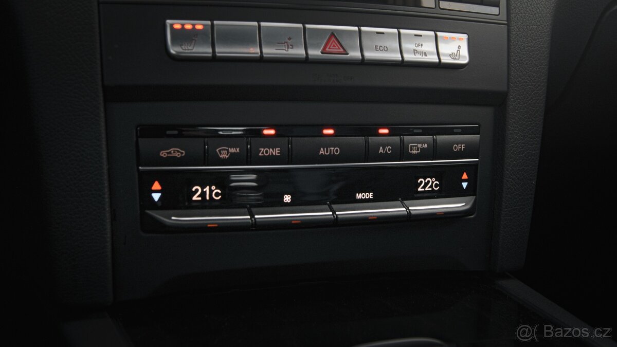 Mercedes-Benz Třídy E, E200 Kupé 2,0/135kW - 14