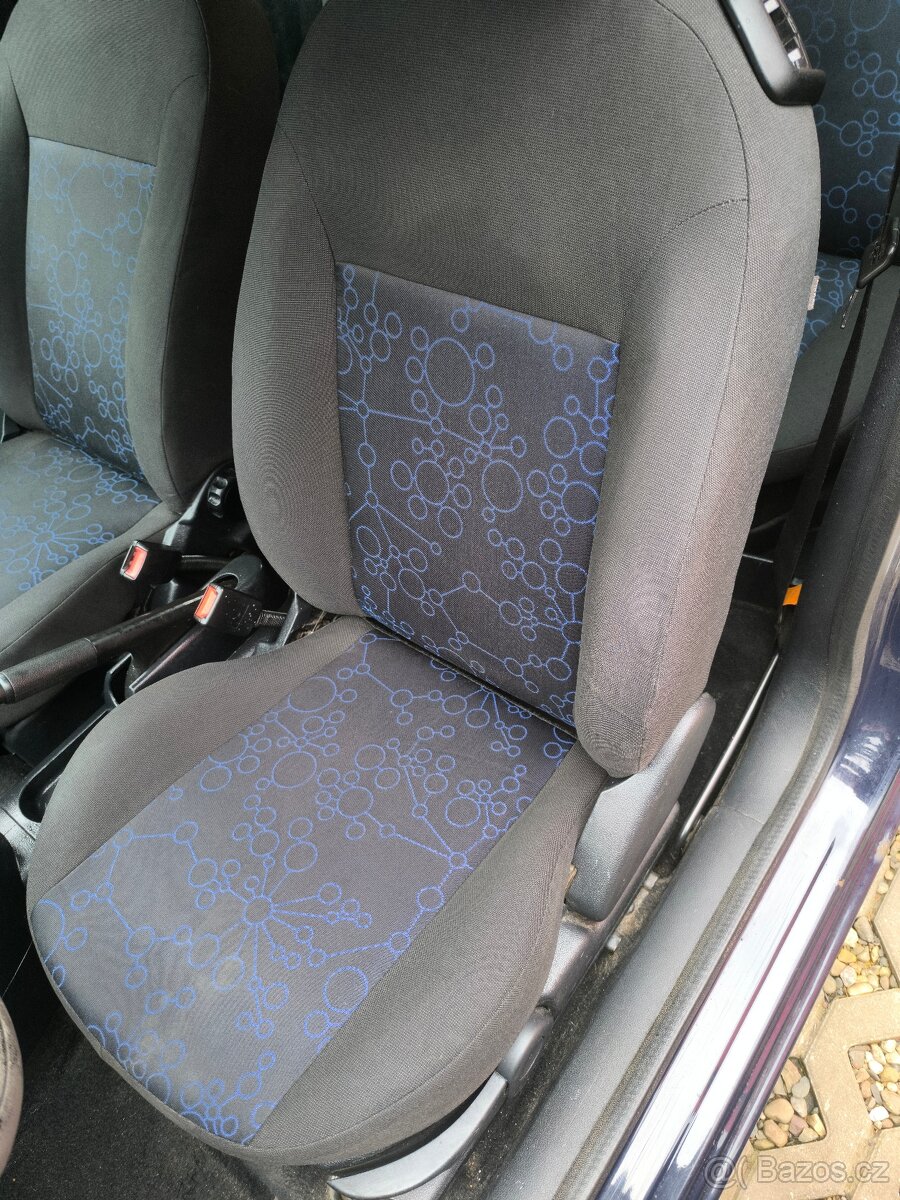 Prodám Ford Fiesta 1.3 44kw rok 2006 - 14