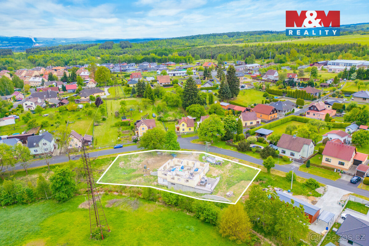 Prodej pozemku k bydlení, 1639 m², Lomnice, ul. Kraslická - 14