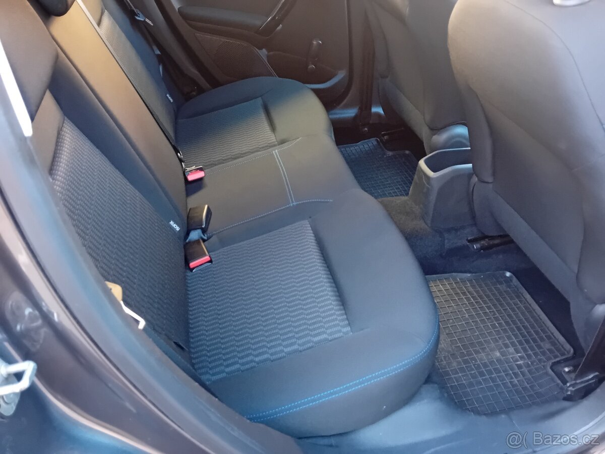 Peugeot 208 1.2i, 61kw, r.2018, naj. 44tis. Servis. - 14