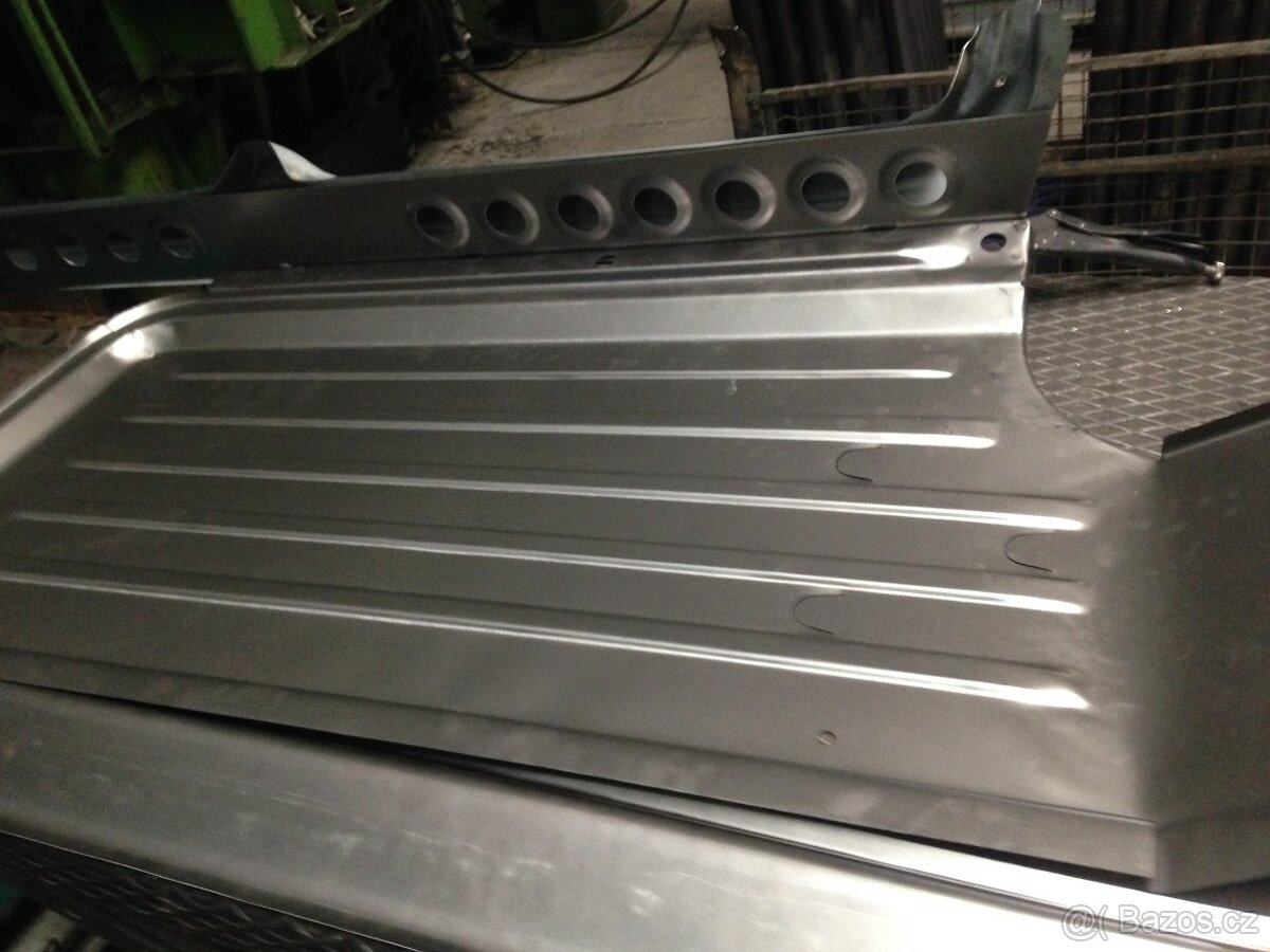 škoda 120 kryt brzdy - 14