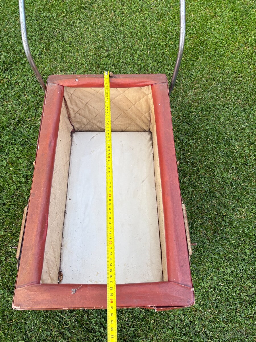 Starý kočárek - 14