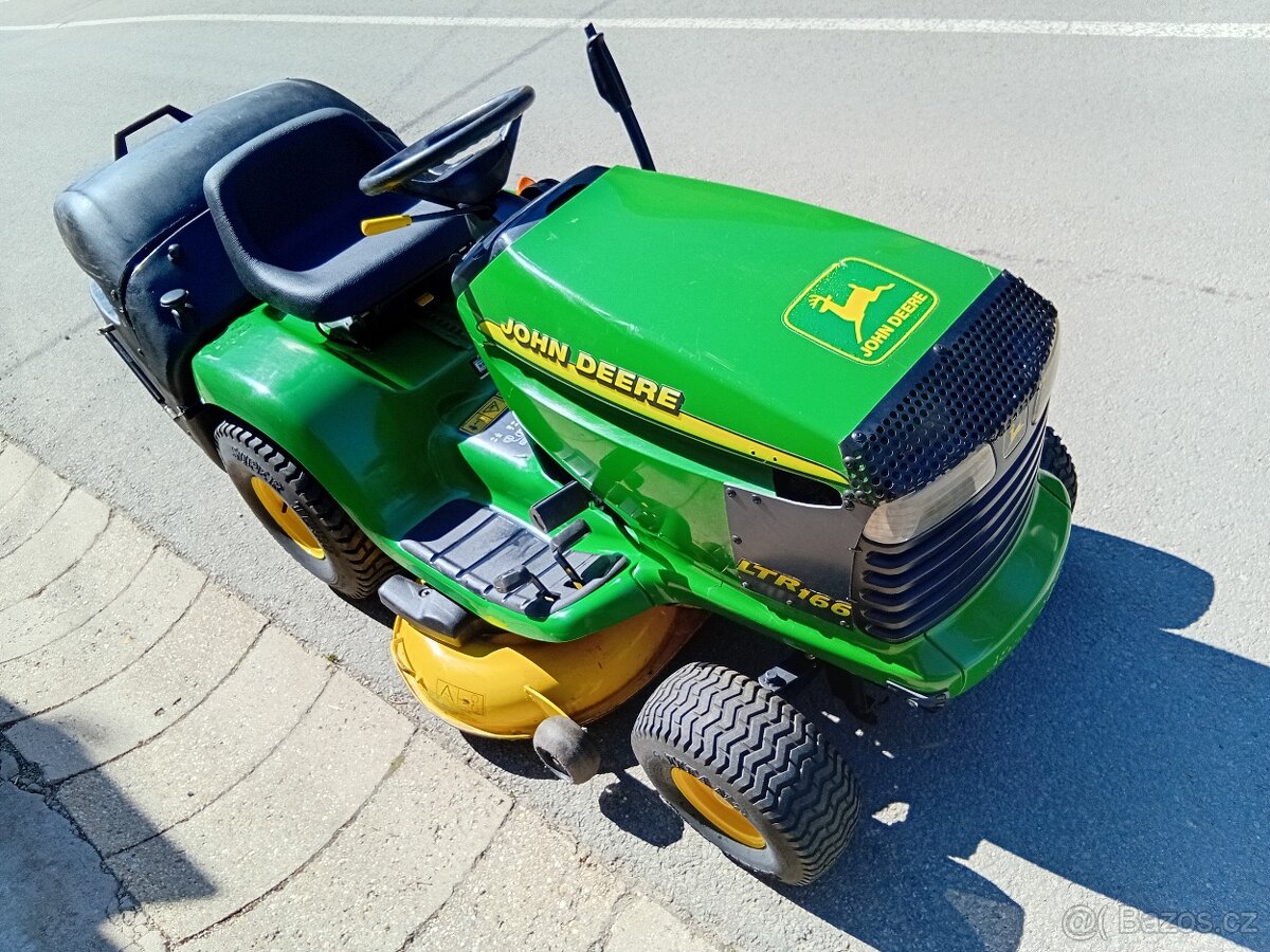 Prodám zahradní traktor John Deere LTR166 - 14