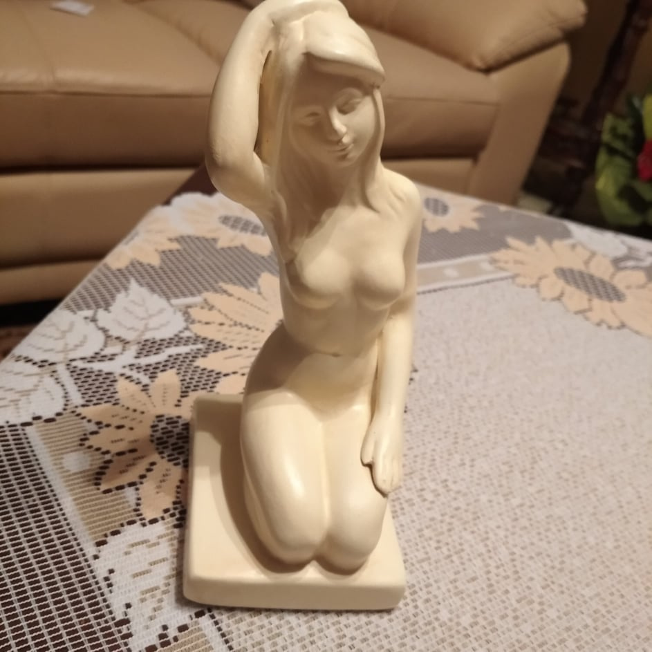 Retro sochy - akty - 14