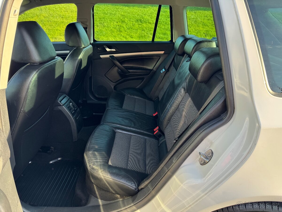 ŠKODA OCTAVIA II 1.6 TDI COMBI/ZÁRUKA/PODZIMNÍ SLEVA - 14