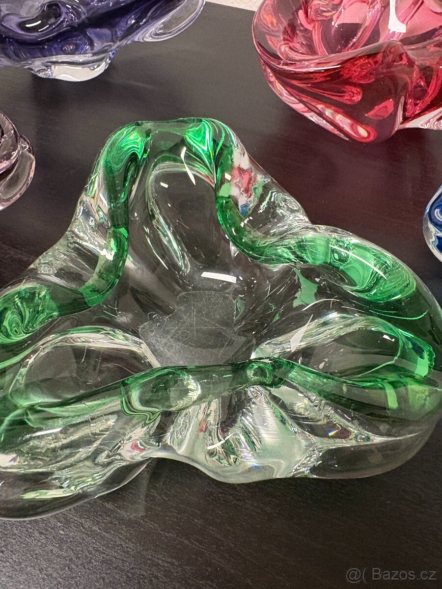 Hutní sklo - popelníky - 14