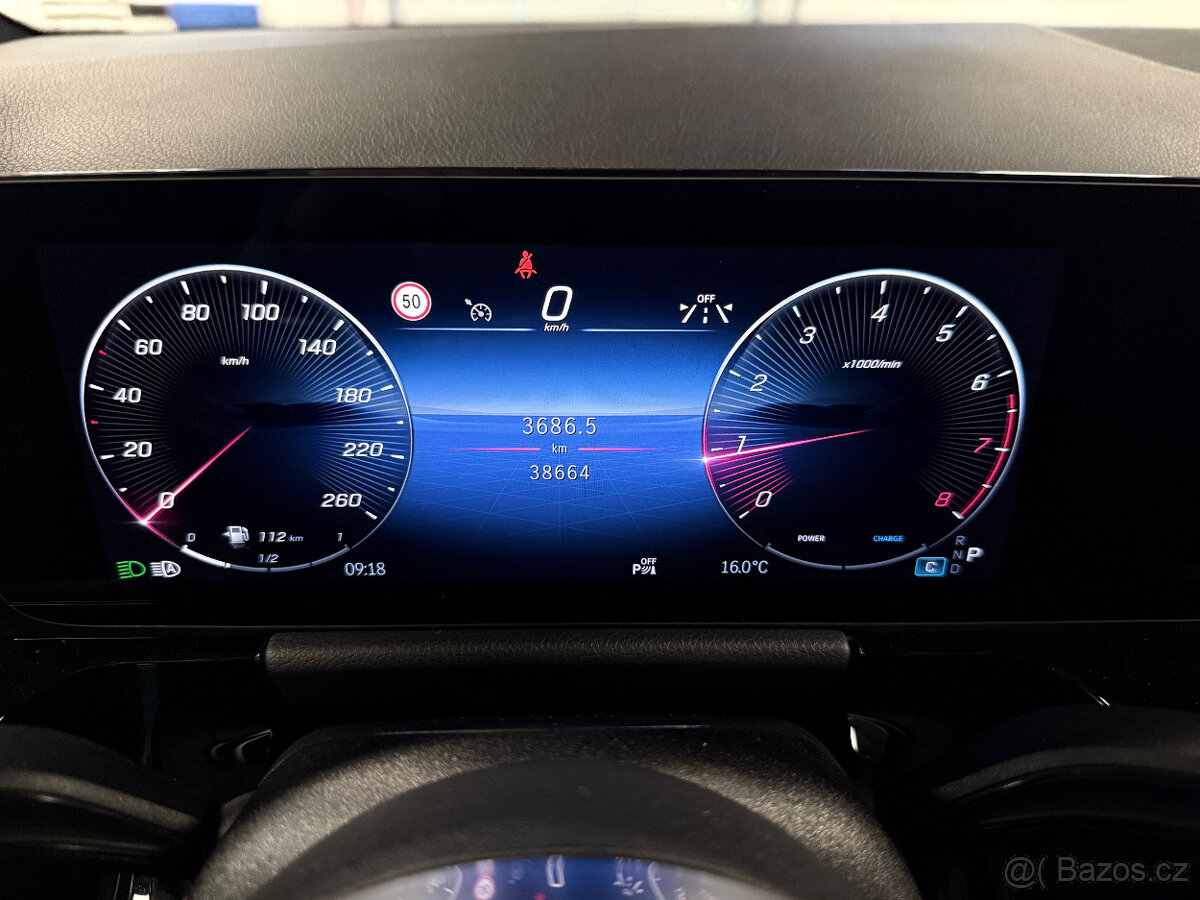 Mercedes-Benz GLA 200 - 14