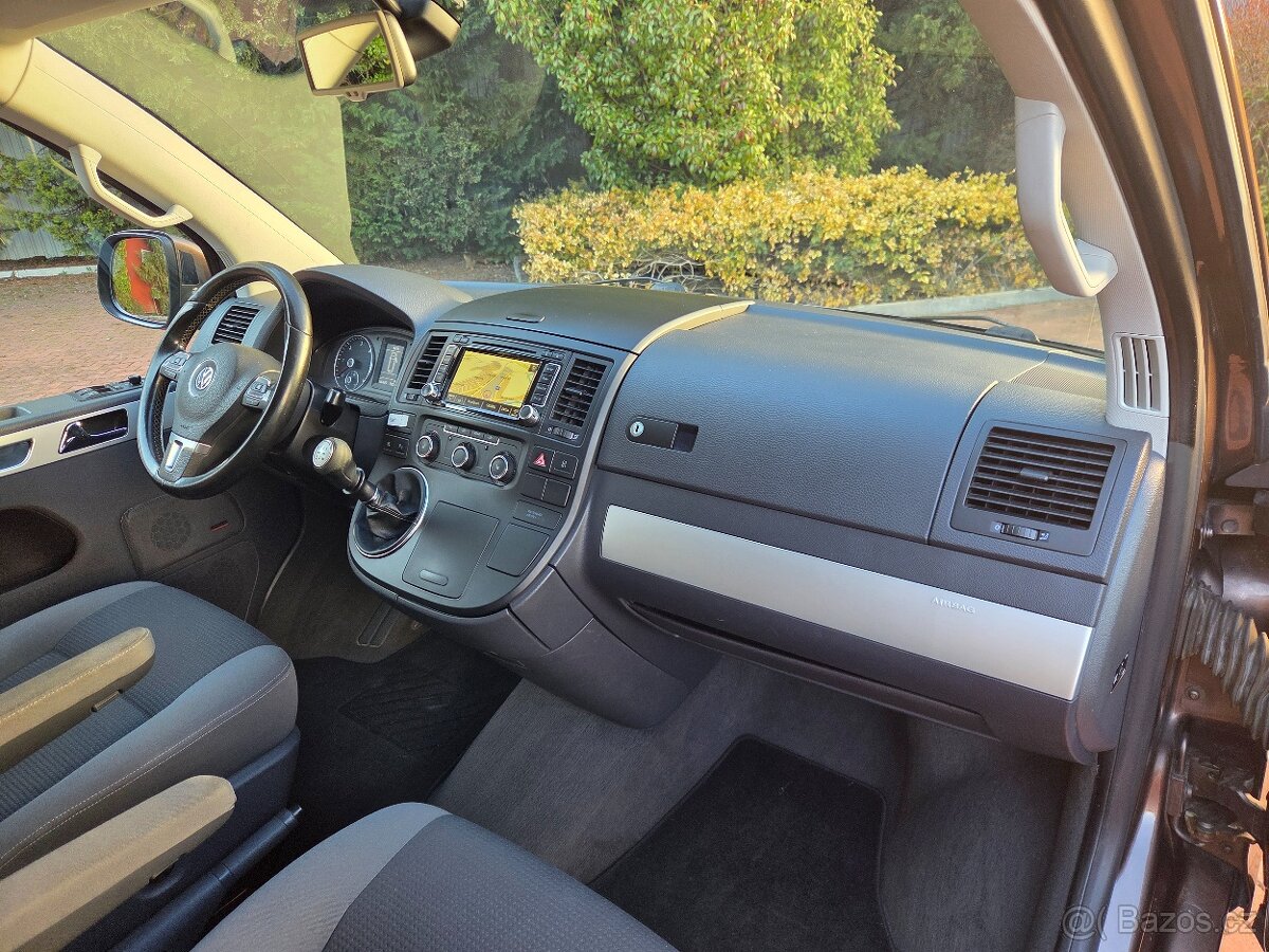Multivan T5 2.0TDI 103kW Team 4x4,nav,šíbr,serviska,Dynaudio - 14