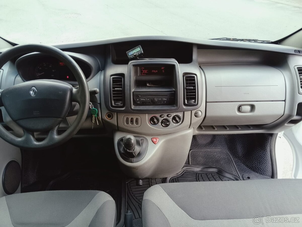 RENAULT TRAFIC L2H1 LONG XL 2,0DCi84kw,rv2011,ČR,TZ,DPH,CENA - 14