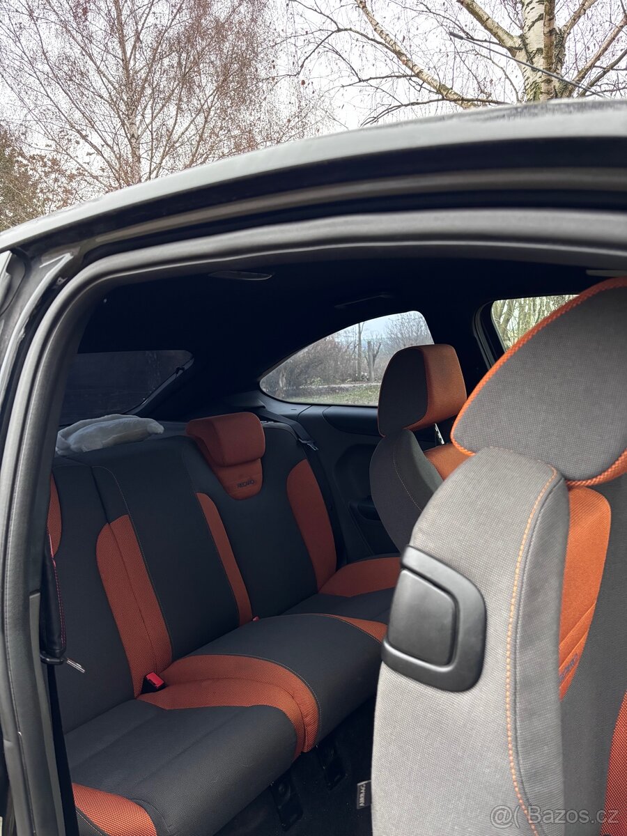 Ford Focus st225 - 14