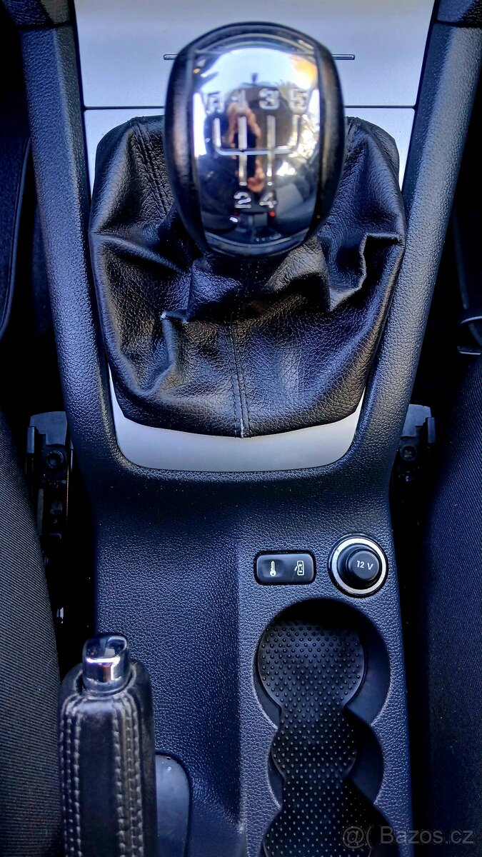 Octavia II 1,9 tdi 77Kw,TOP STAV. - 14