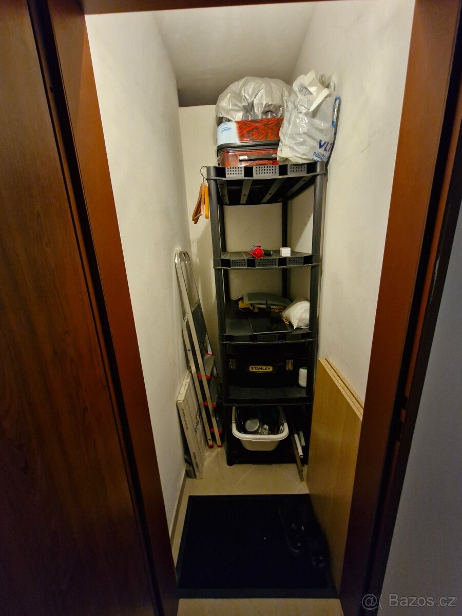 Byt 2+kk s předzahrádkou Praha 10 Pitkovice - 14