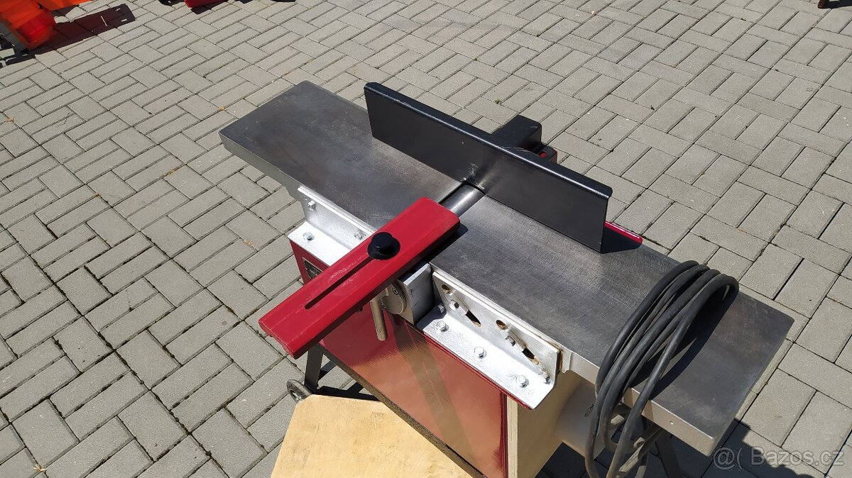 Srovnávačka s protahem KDR MS200 - 14