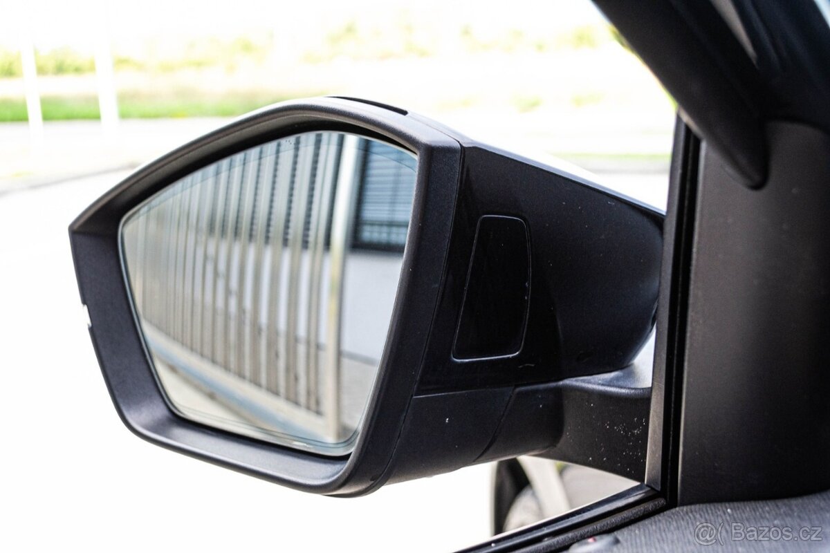 Škoda Octavia Combi 2.0 TDI RS 4x4 DSG - Odpočet DPH - 14