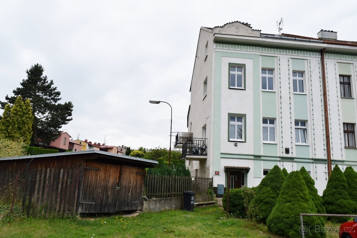 Pronájem bytu 1+kk ve Dvoře Králové n.L. - 14