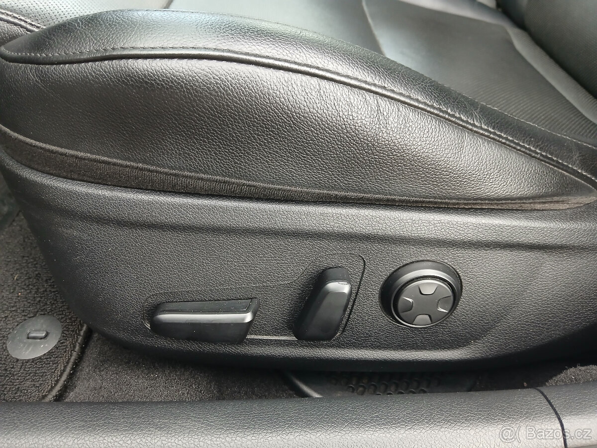 Kia Stinger 2.0 T-GDi 188kW 4x4 - 14