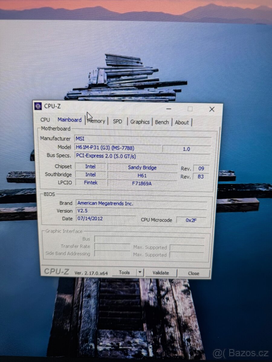 Stolní počítač CZC - 14