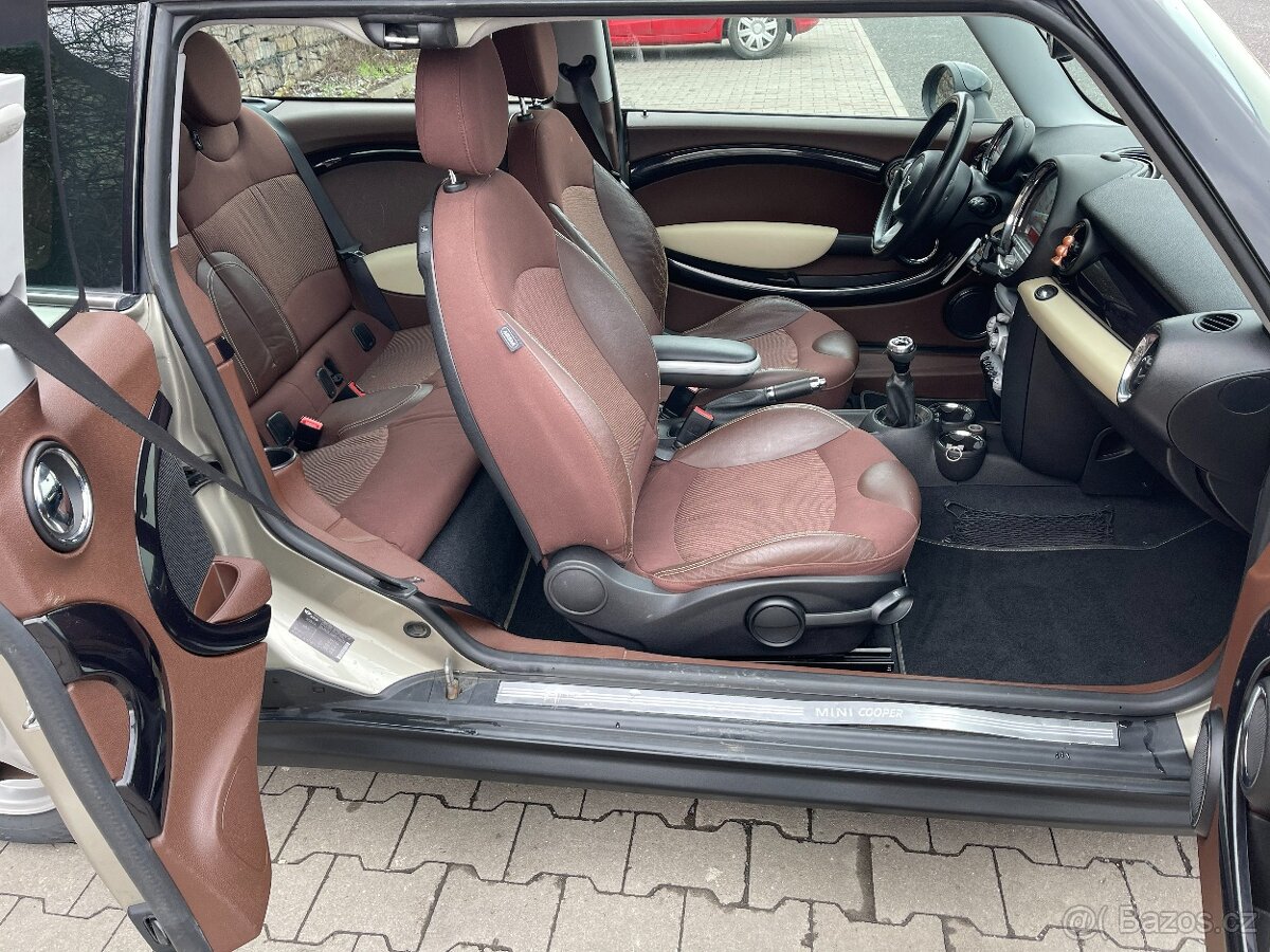 Mini Cooper Clubman 1,6 - 14