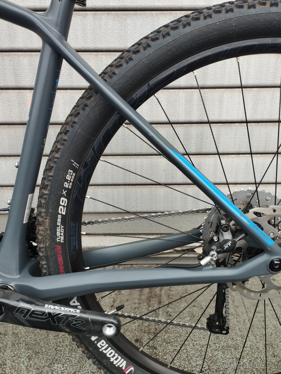 CUBE REACTION C:62 SL komplet Shimano XT 10,2 kg - 14