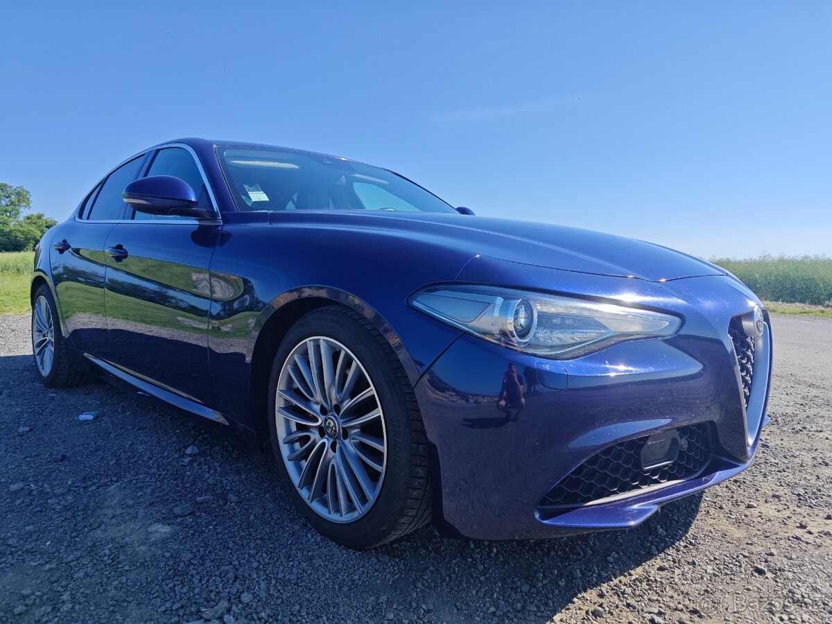 Alfa Romeo Giulia 2.2JTD-dohoda - 14