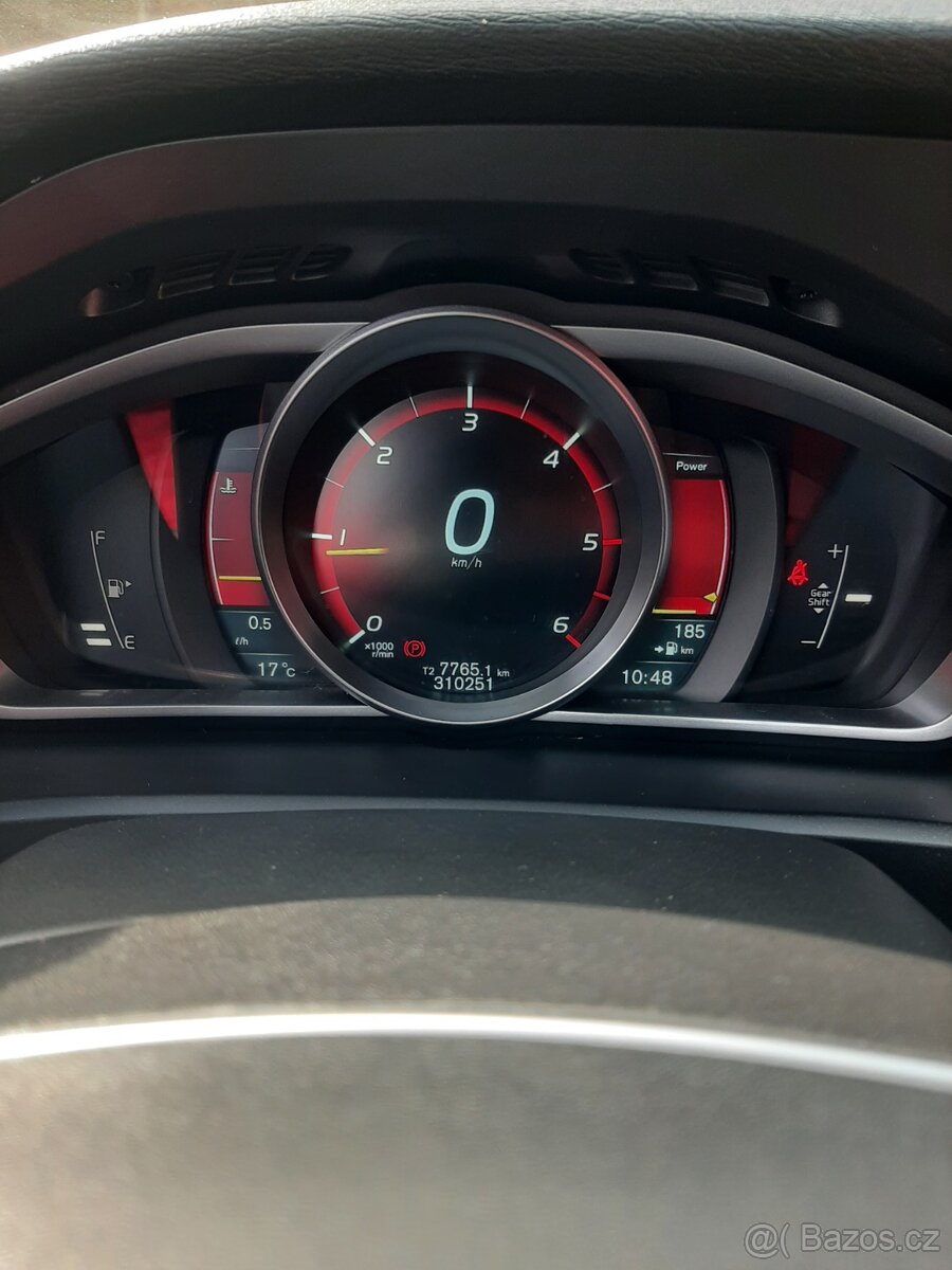 Volvo V40 D2 1.6.tdi 83 kw - 14