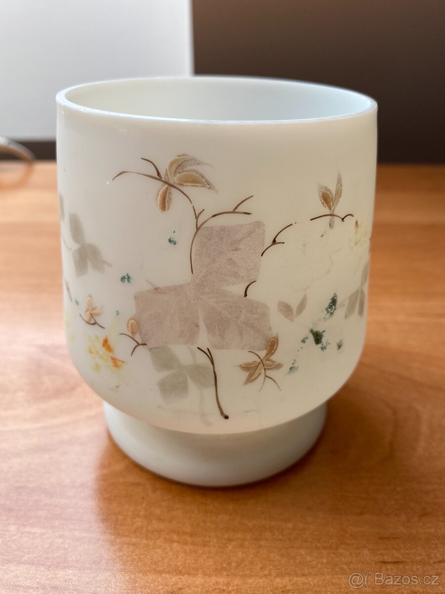 Sběratel nabízí staré skleněné vázy - 14