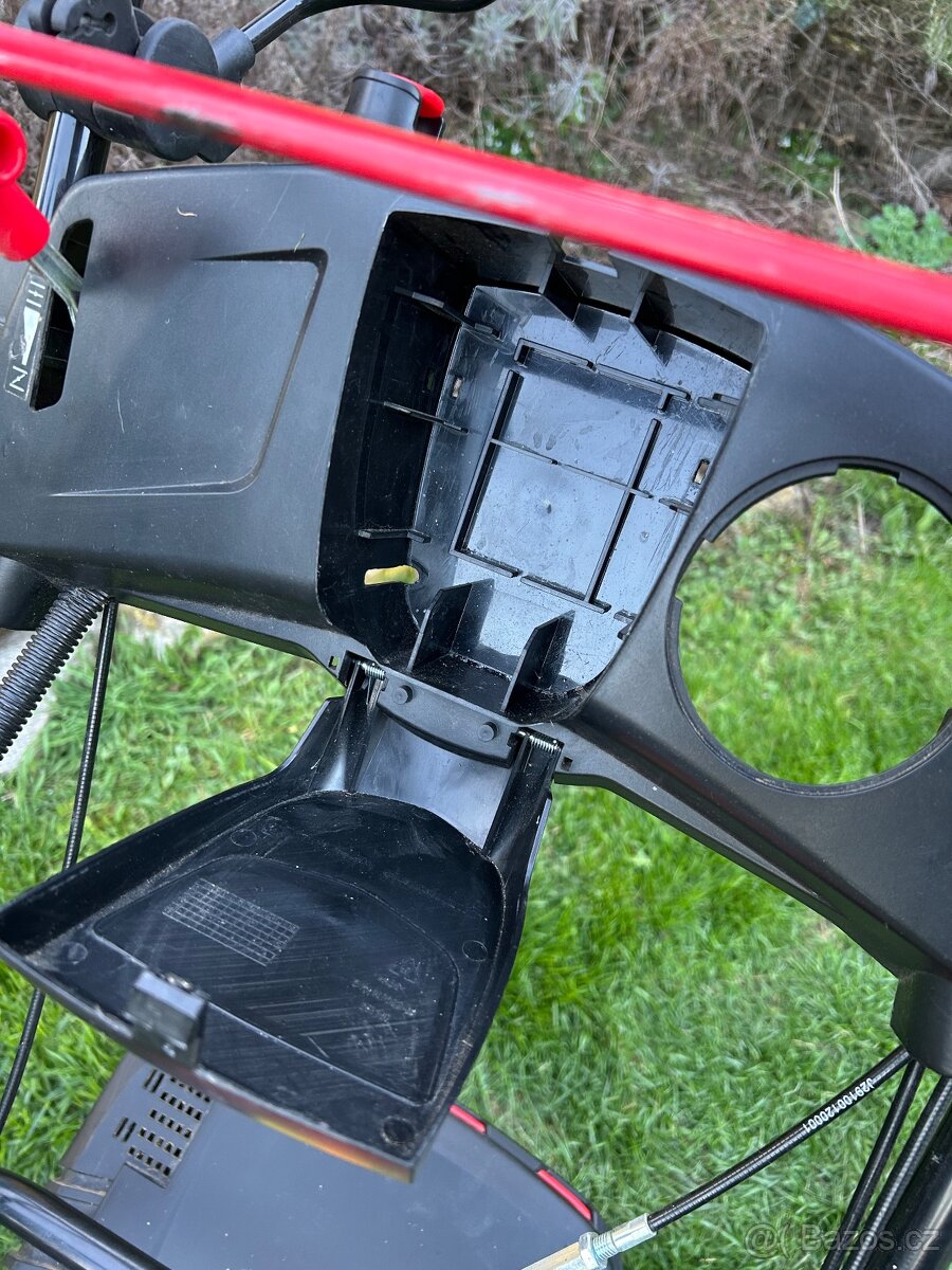 Motorová sekačka s elektrickým startérem - 14