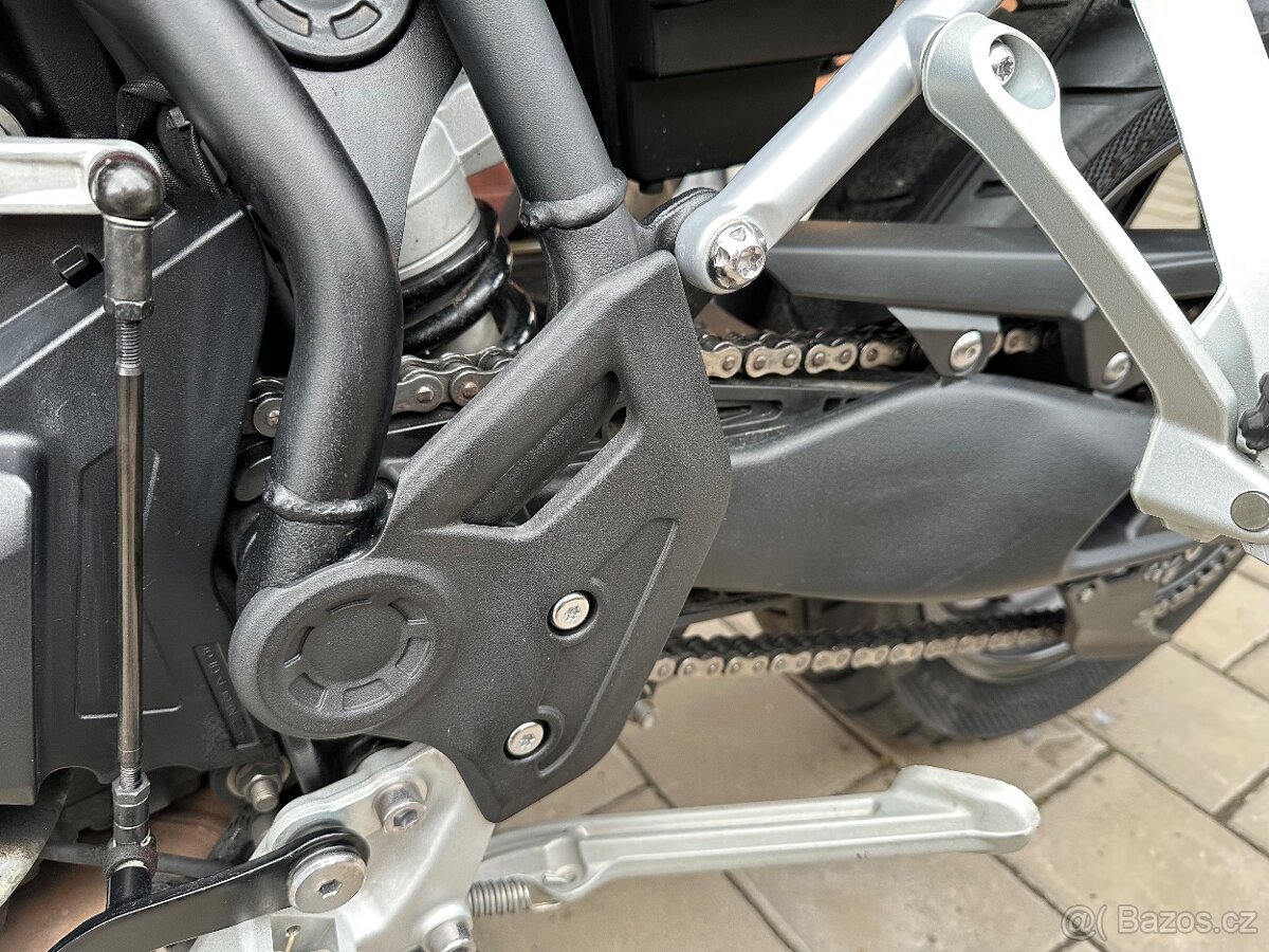 Triumph Tiger 900 GT - 14