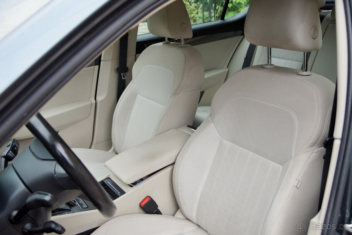 ŠKODA SUPERB - 14