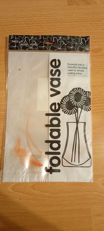 RŮZNÉ vázy, vázičky a sošky - 14