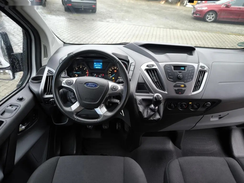 Ford Transit Custom, 2.0 TDCi L2H1 9 míst - 14