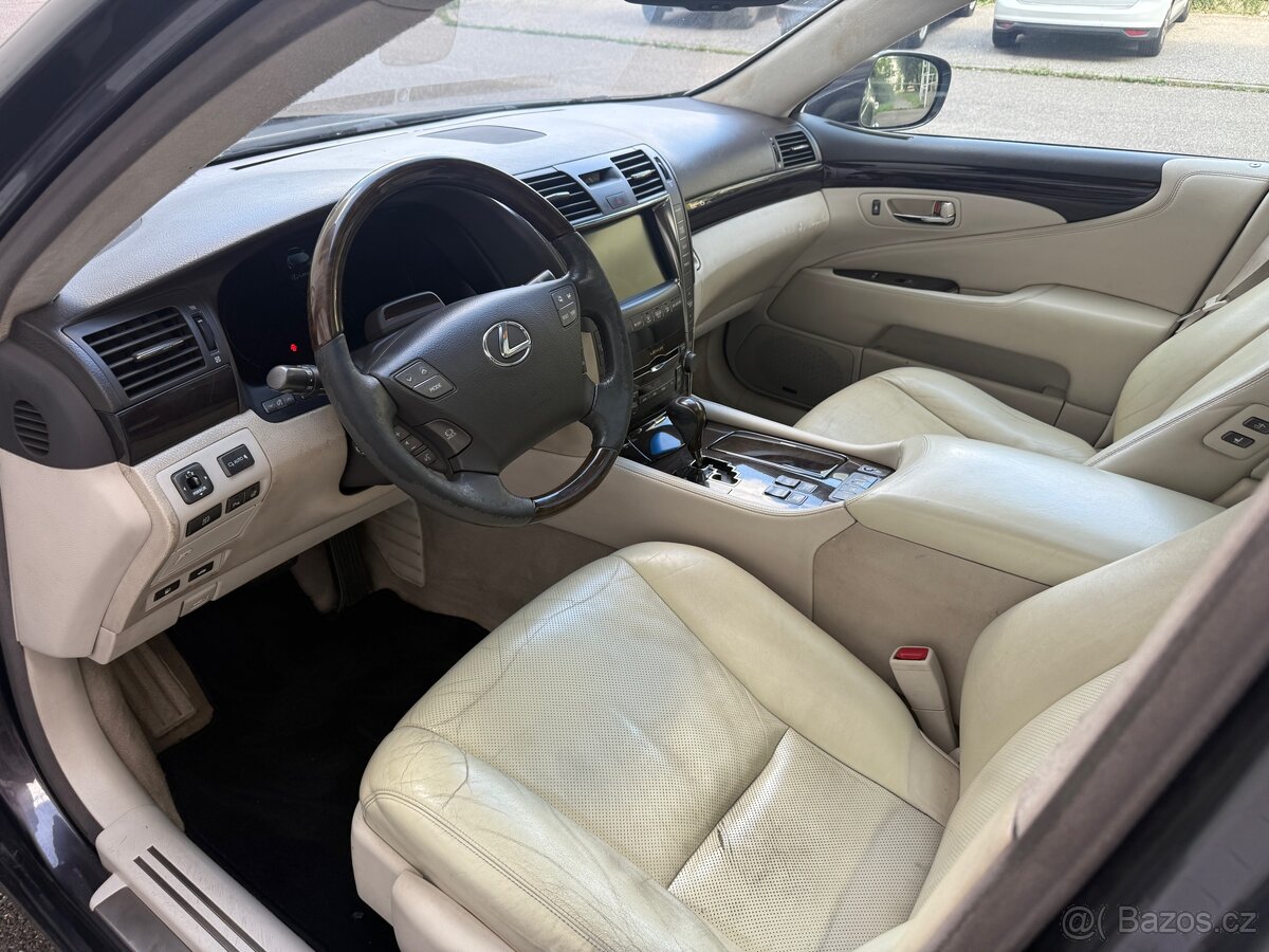 Lexus LS, 460, 280kw V8 aut. - 14