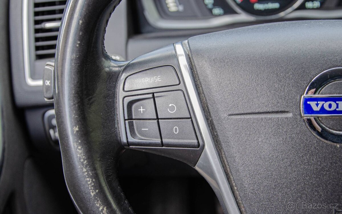 Volvo XC60 D3, 100kW, 6MT - 14