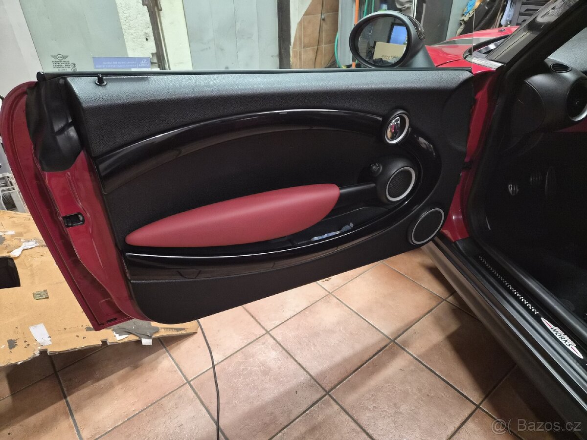 Mini Cooper JCW 1,6 155KW plná výbava - 14