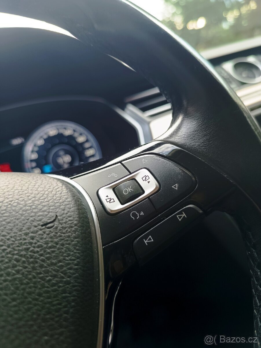 VW Passat B8 Combi 1.4Tsi 110kw, MY 2016, TOP VÝBAVA - 14