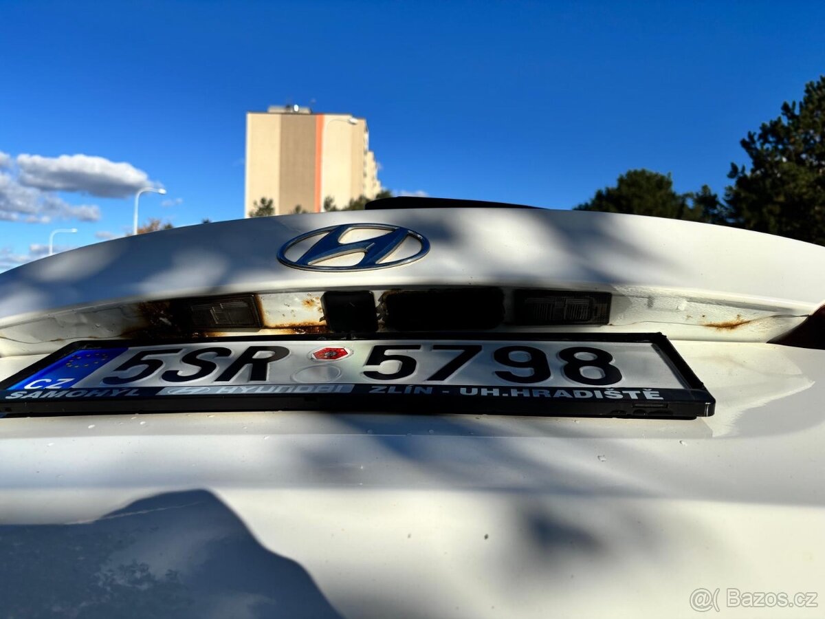 Hyundai i30 2015, 1.6 CRDi - 14
