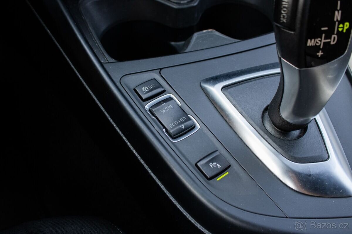 BMW 116D F20 A/T - 14