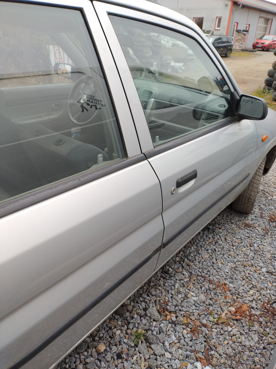 Mazda DEMIO 1,5i 55kW 2001 - DILY - 14