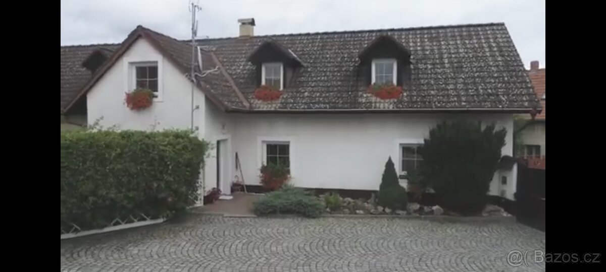 RD u Berouna 11+3 ,,RK a zprostředkovatele nevolat - 14