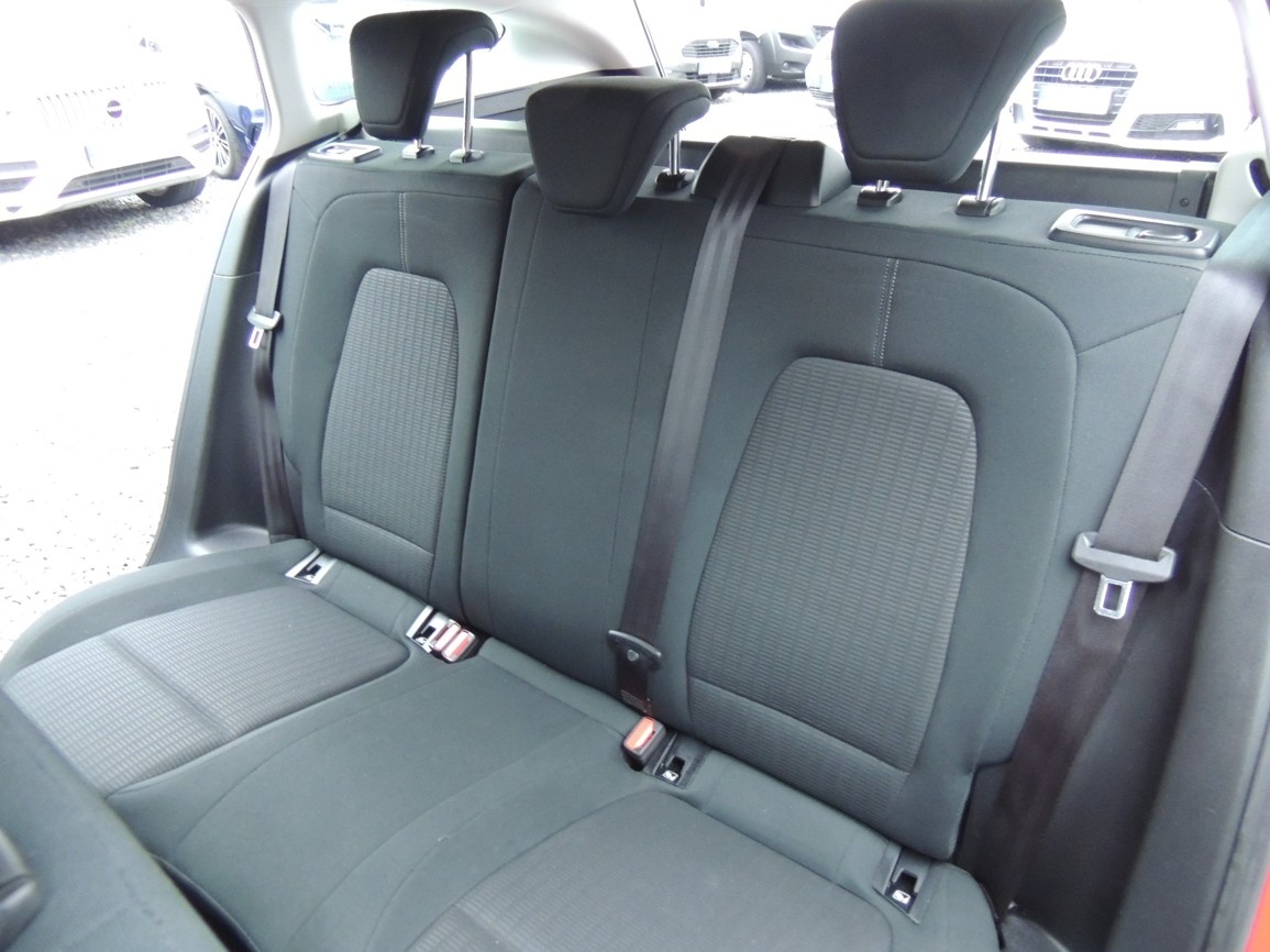 Ford Focus Combi 1.0i,92kw,2019,ČR,1.majitel,-21%DPH - 14